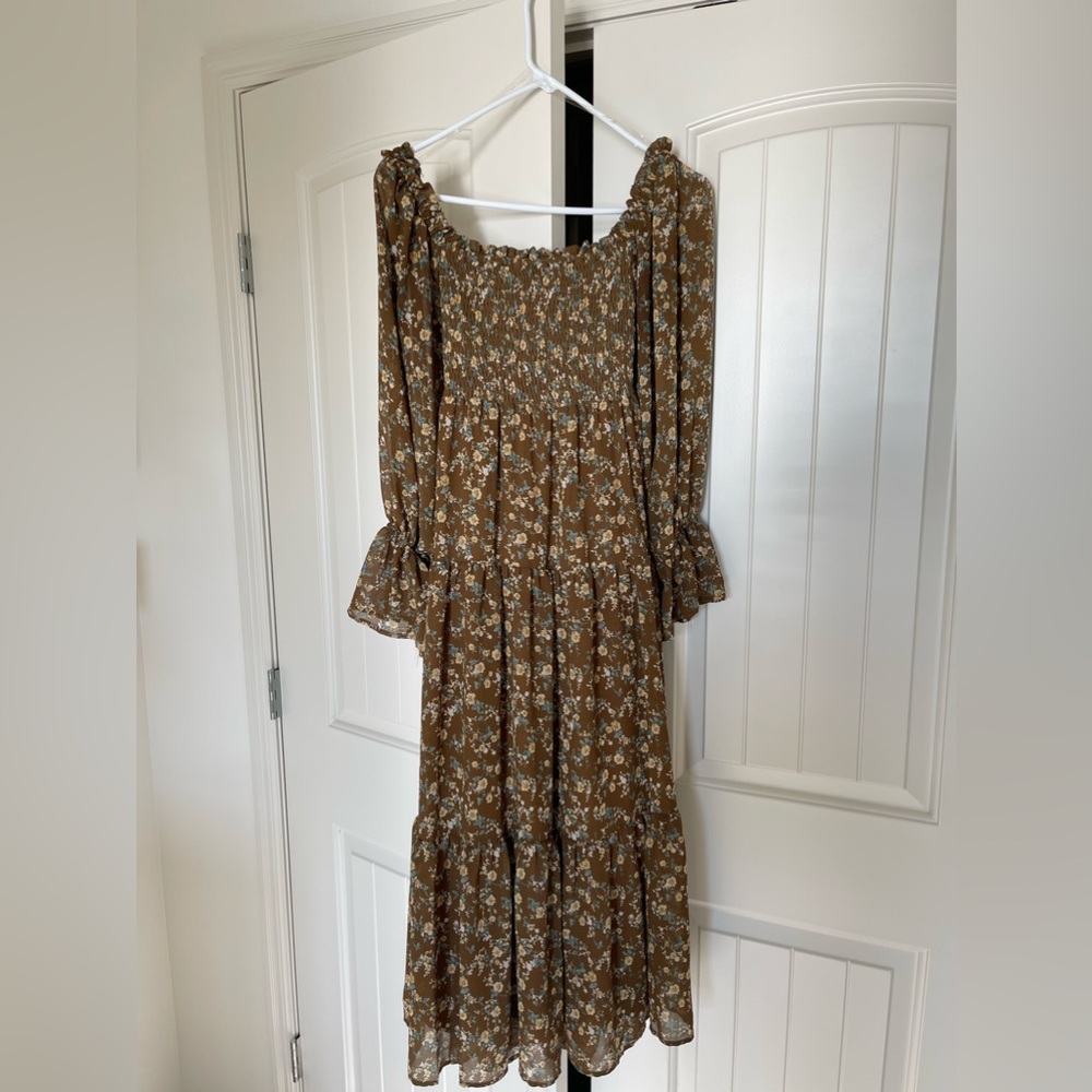 Shop Talulah - Off The Vine dress in Pecan - Size Small